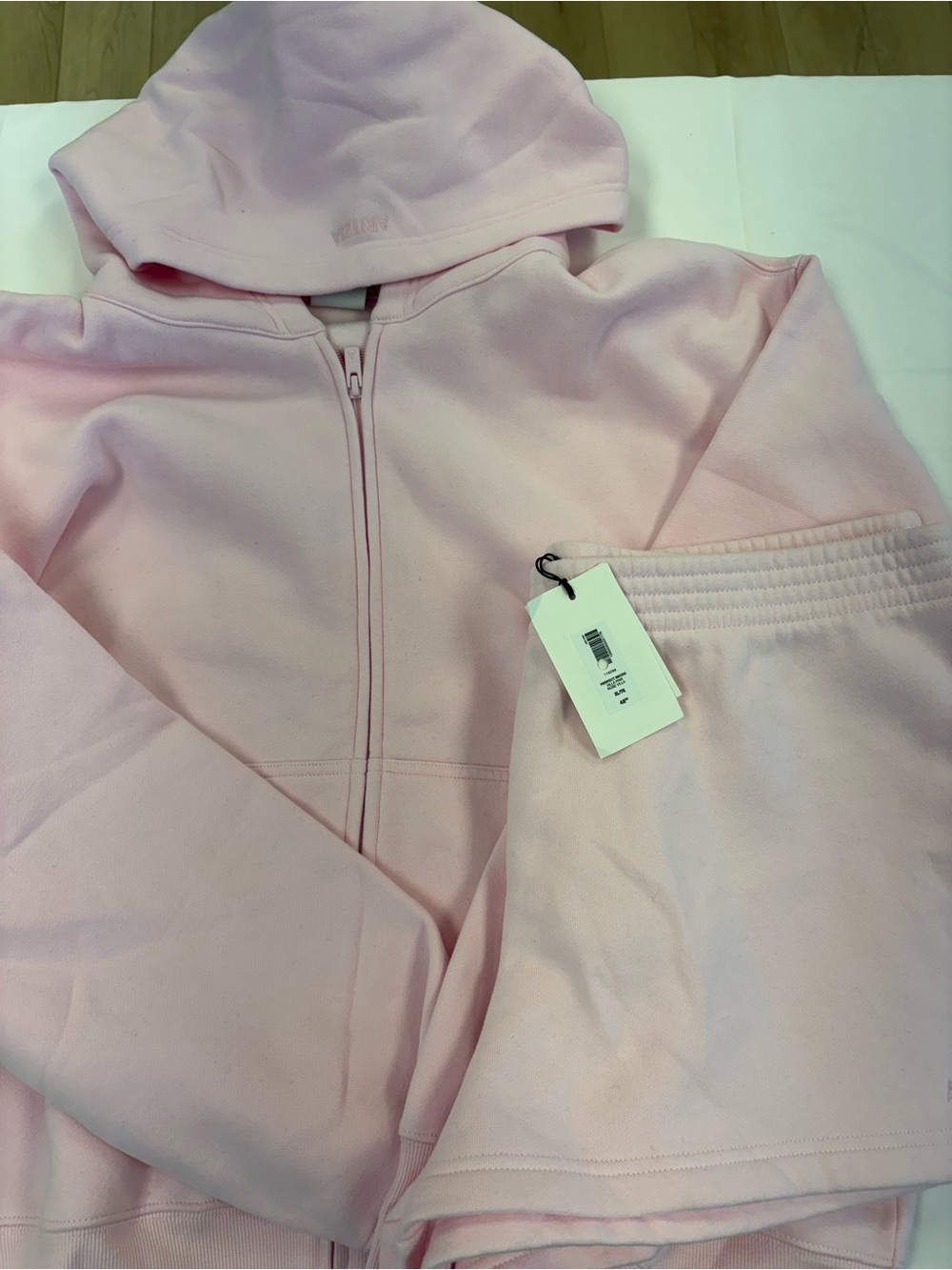 NWT aritzia sweatfleece set